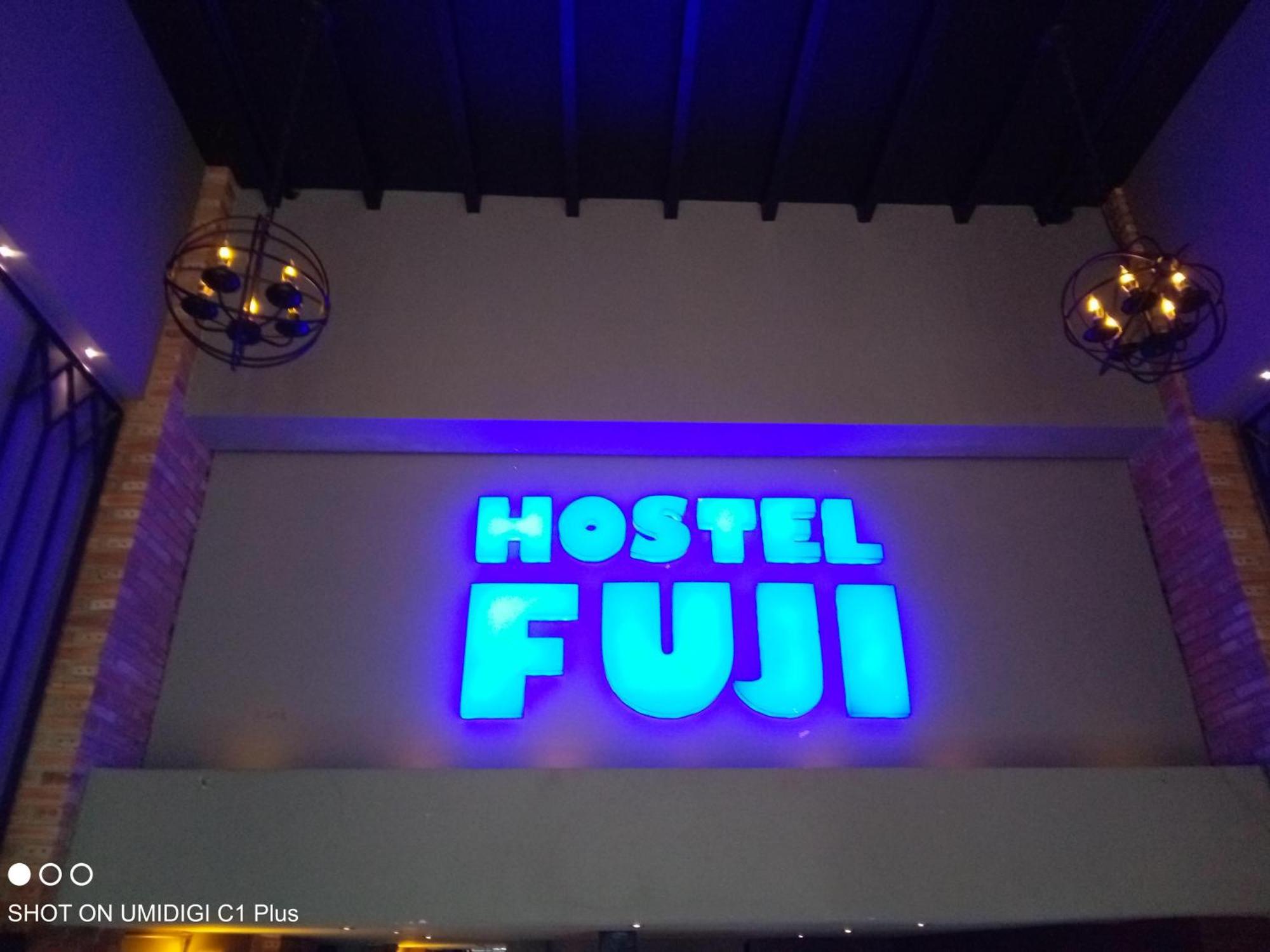 Hostel Fuji Phnom Penh Luaran gambar
