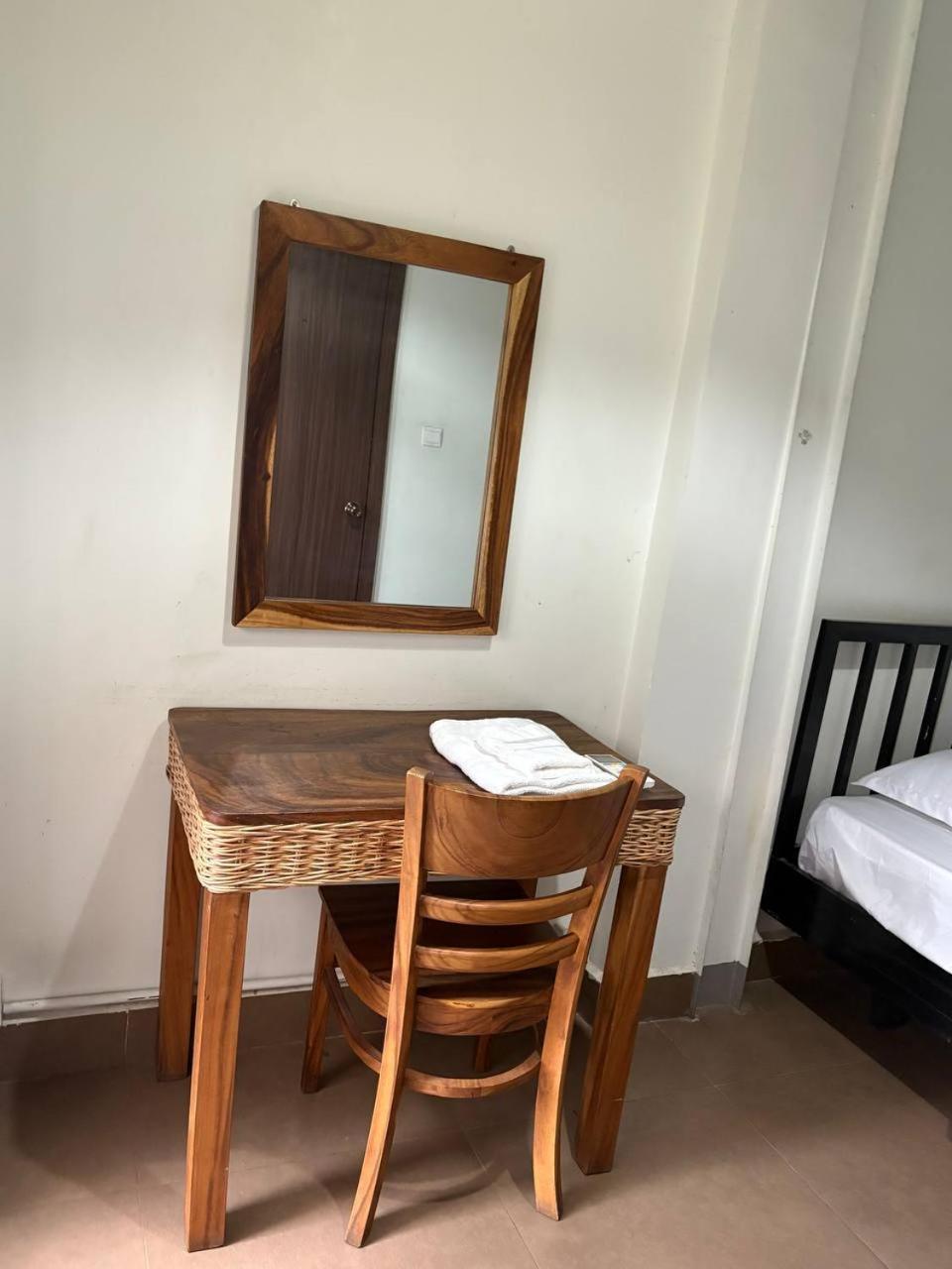 Hostel Fuji Phnom Penh Luaran gambar